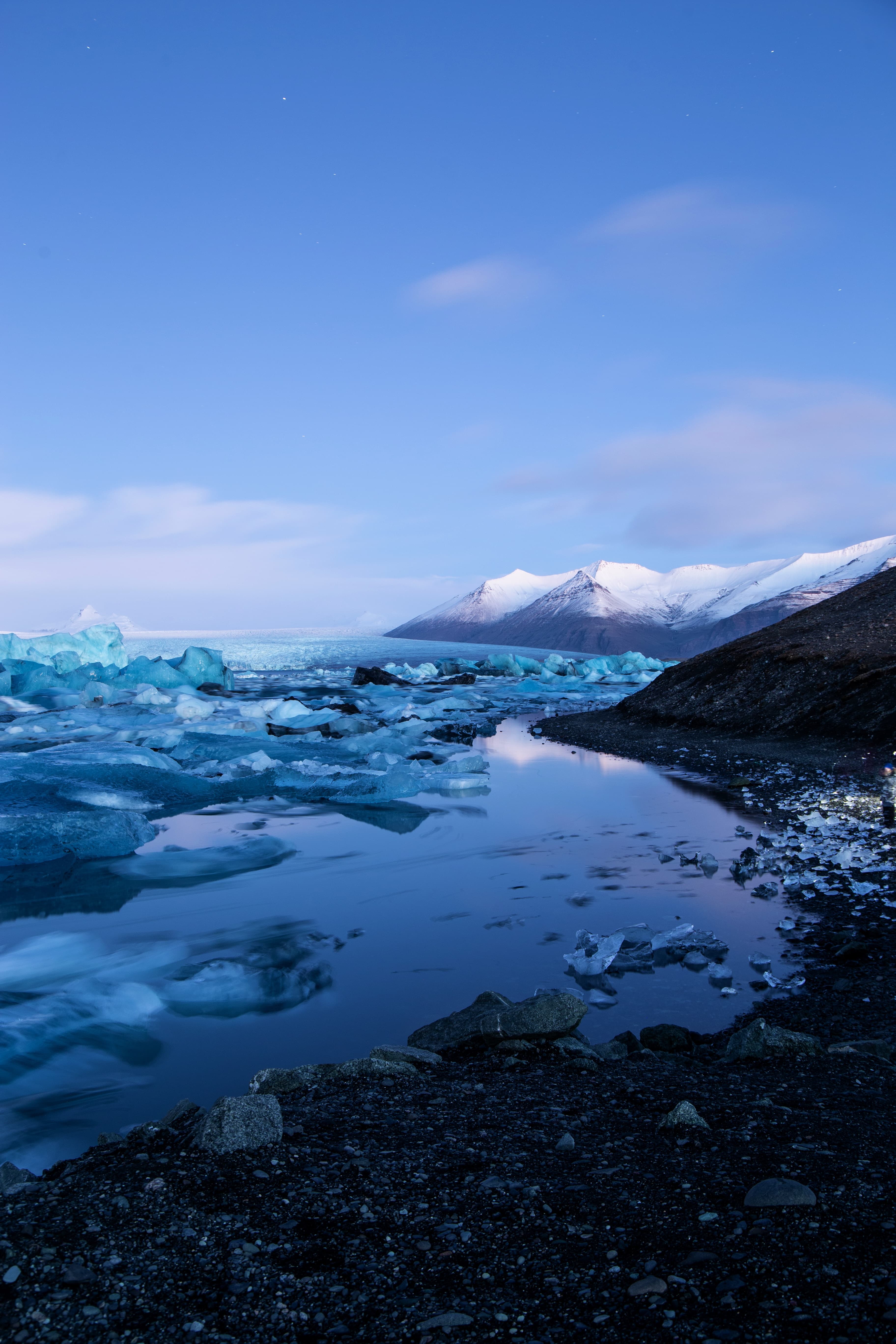 By Andrei Dumitriu
landscape, esg, nature, outdoors, travel, clean, earth